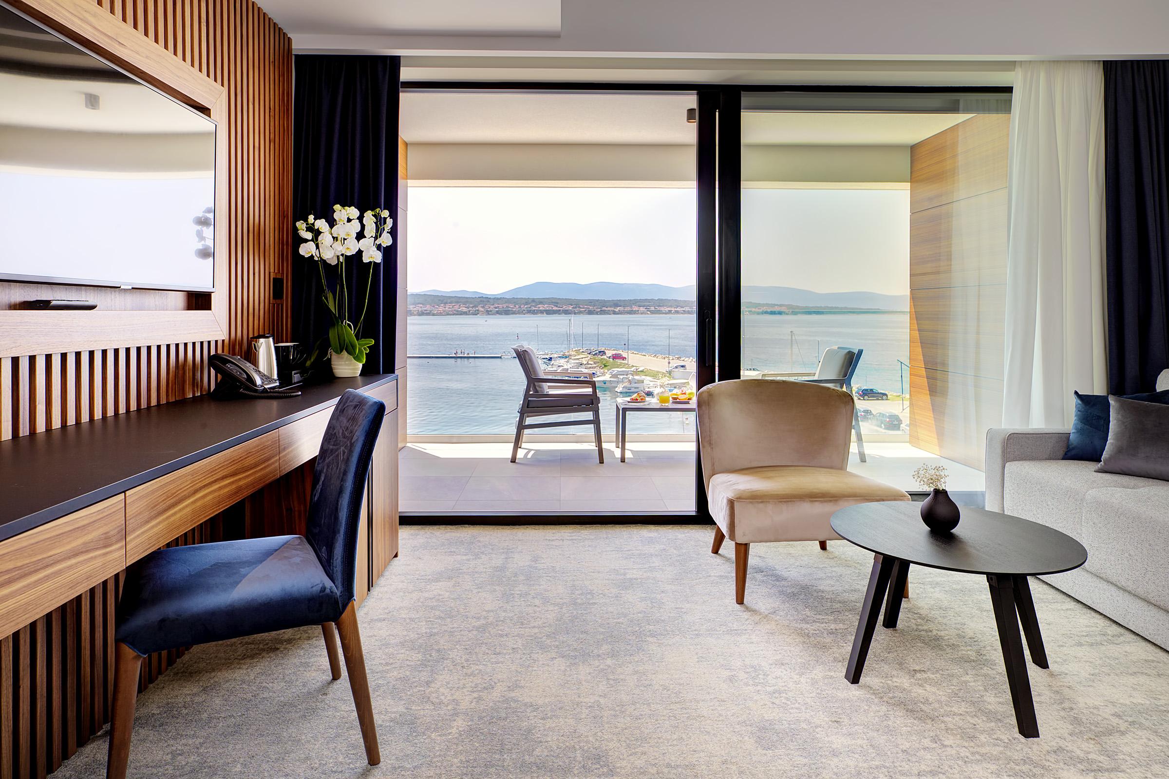 מאלינסקה Luxury Hotel Riva מראה חיצוני תמונה Suite at the Hotel