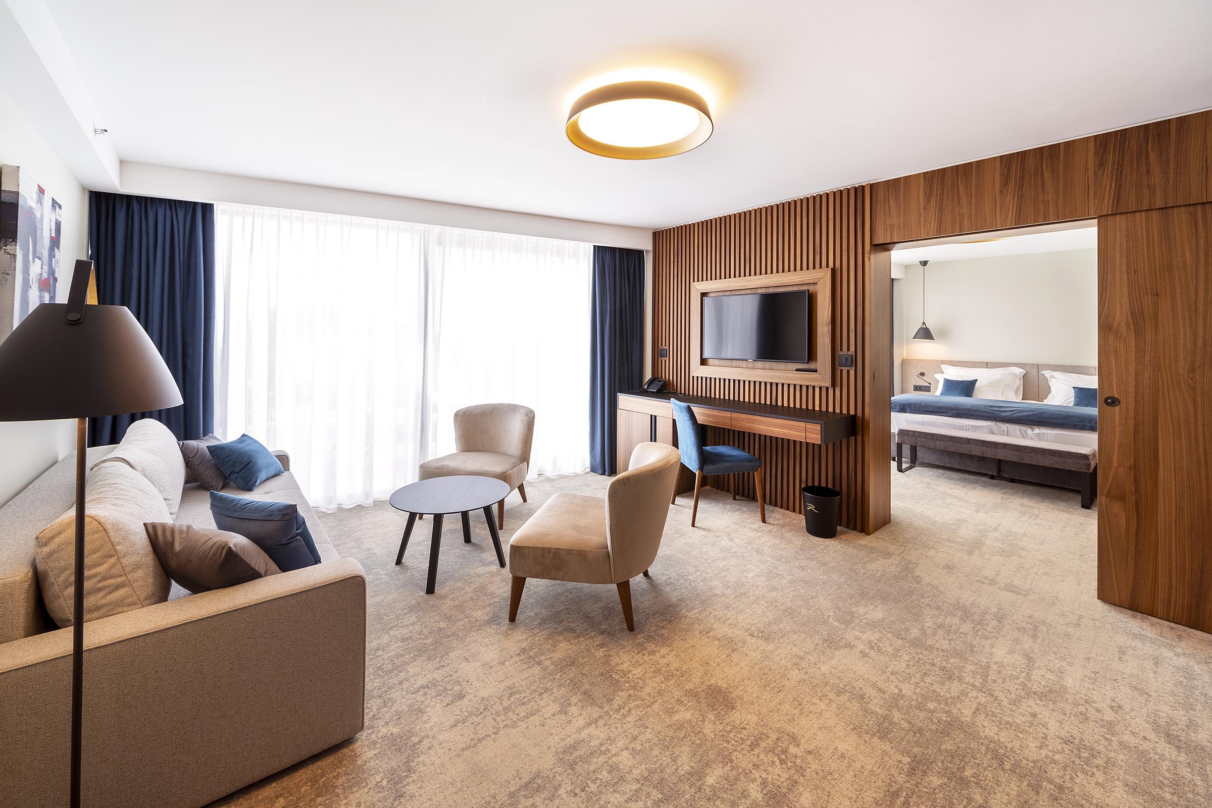 מאלינסקה Luxury Hotel Riva מראה חיצוני תמונה Suite