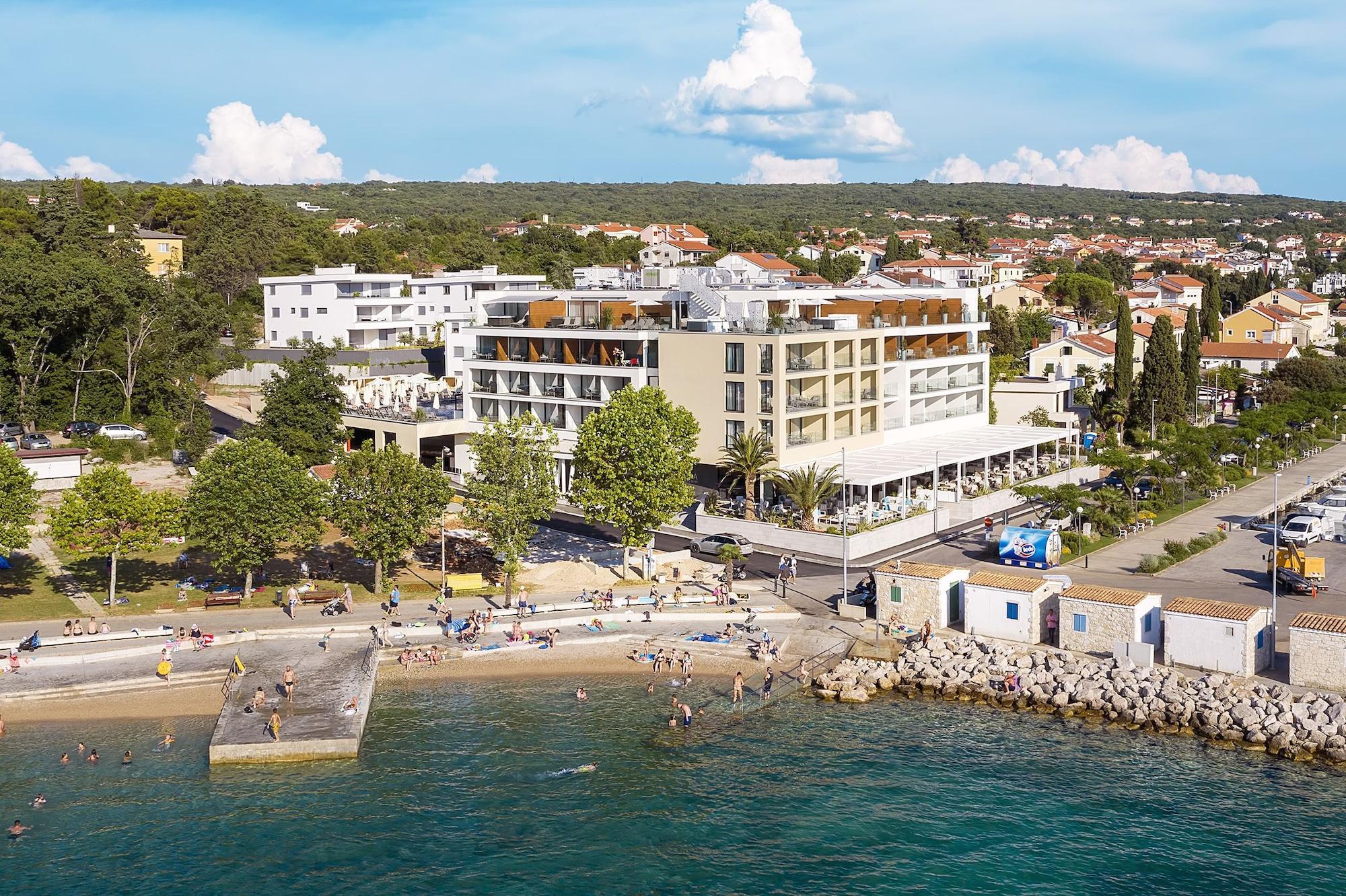 מאלינסקה Luxury Hotel Riva מראה חיצוני תמונה