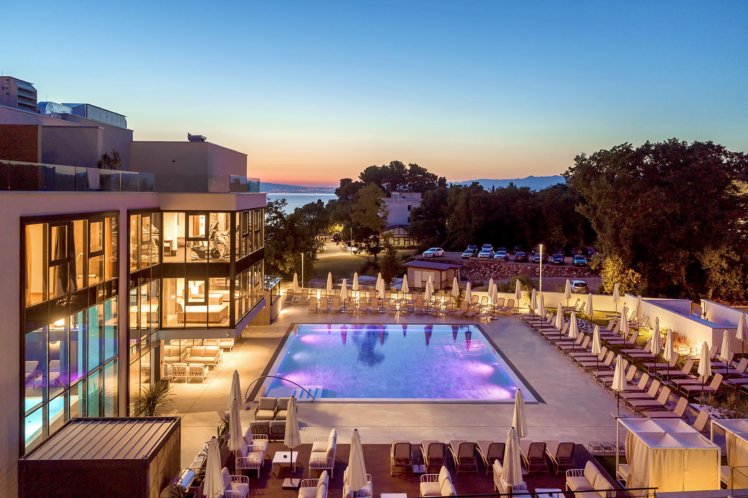 מאלינסקה Luxury Hotel Riva מראה חיצוני תמונה