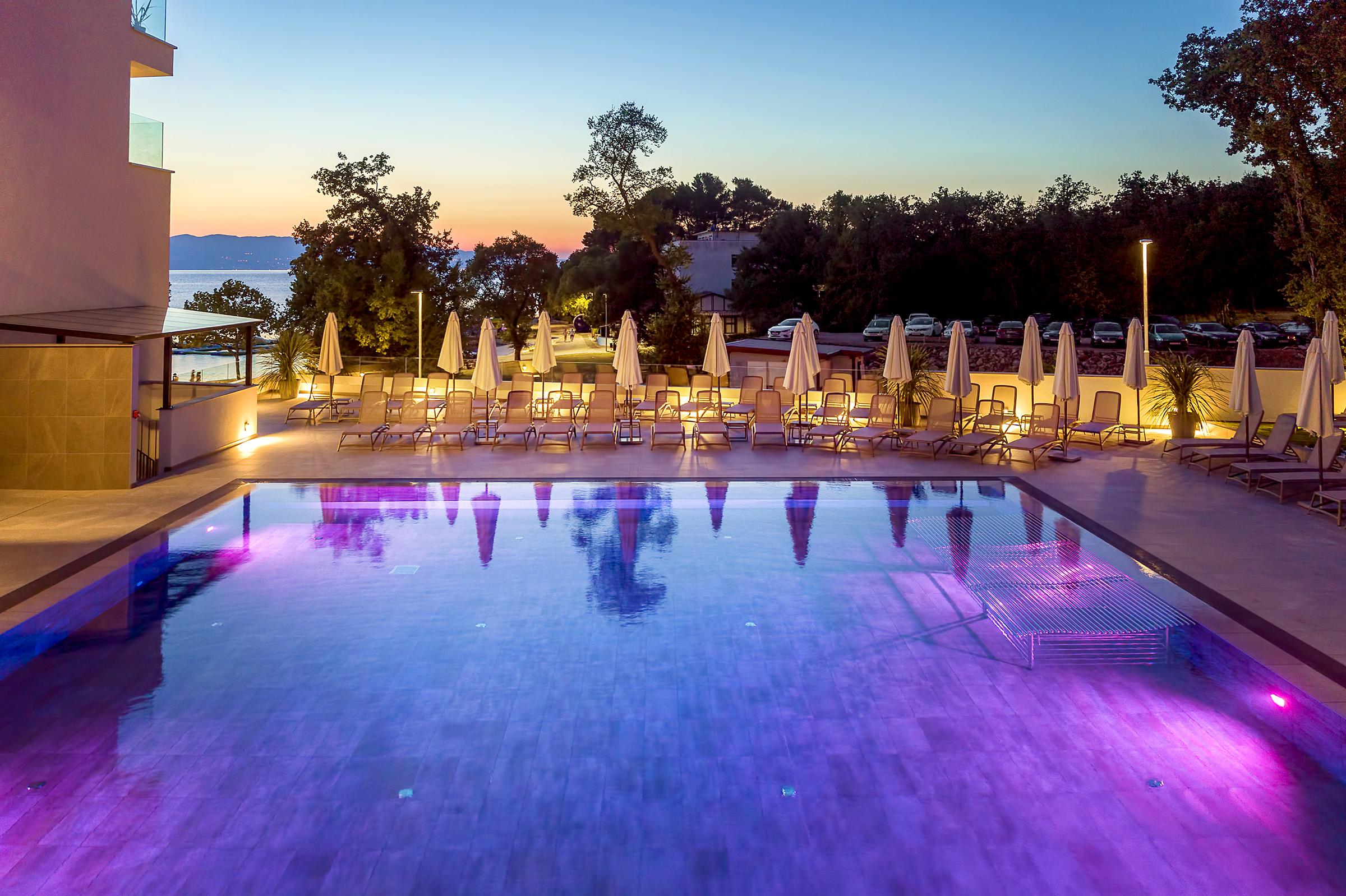 מאלינסקה Luxury Hotel Riva מראה חיצוני תמונה