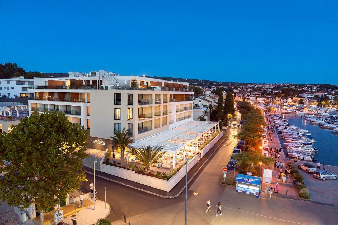 מאלינסקה Luxury Hotel Riva מראה חיצוני תמונה The Port of Trogir